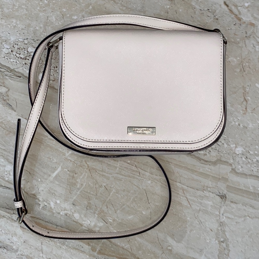 Kate Spade beige shoulder bag